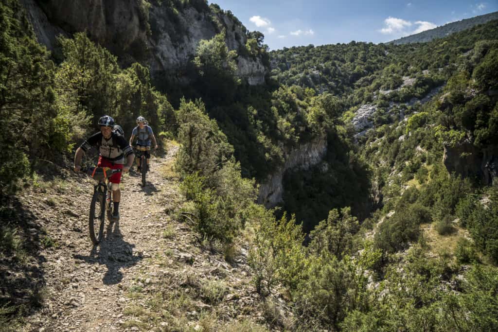 narrow trail high above the river Alcanadre